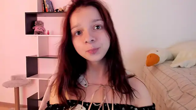 crystal lilith online show from 03/09/25, 12:10