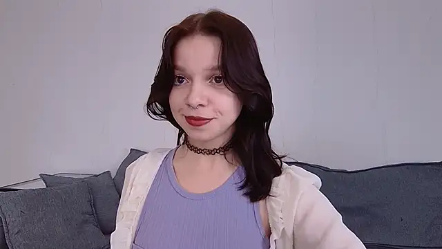 crystal lilith online show from 09/29/25, 04:56