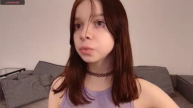 crystal lilith online show from 10/03/25, 07:00