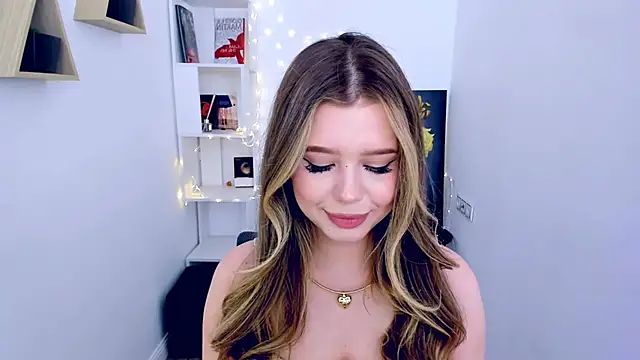 FollowLovee online show from 03/19/25, 05:50