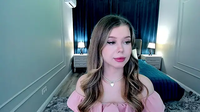 FollowLovee online show from 10/05/25, 07:56