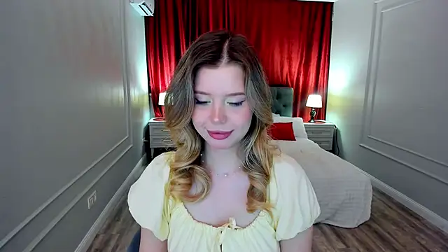 FollowLovee online show from 04/14/26, 07:53