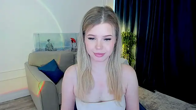 FollowLovee online show from 05/20/26, 04:18