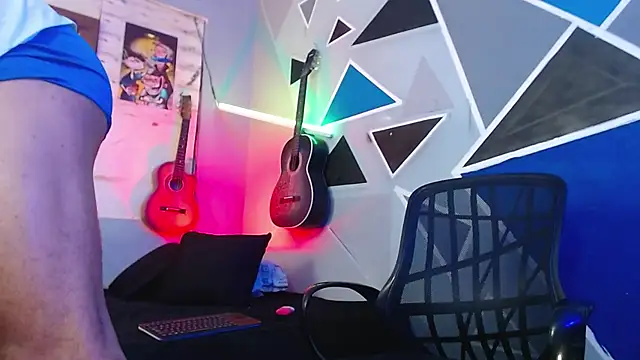 MagnusFrost online show from 10/25/25, 04:09