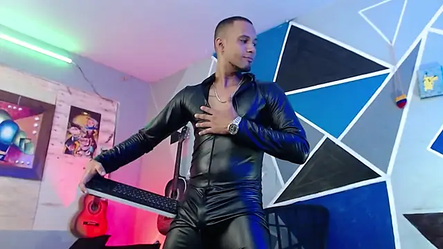 MagnusFrost online show from 12/23/25, 07:28