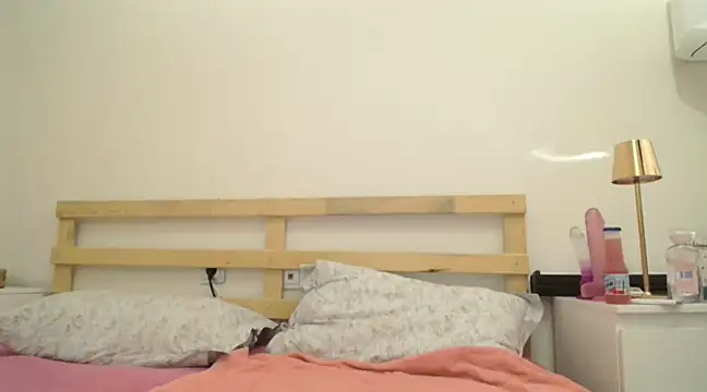 yaprakmericc online show from 02/07/25, 06:34