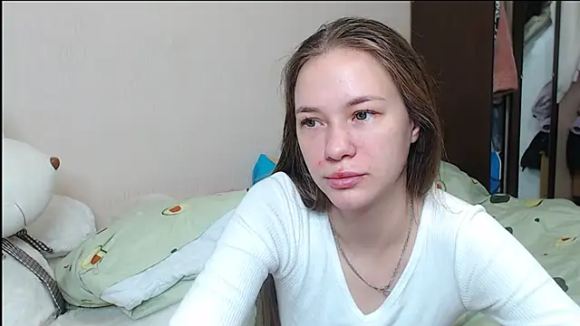 leila bambi  online show from 01/22/25, 06:20