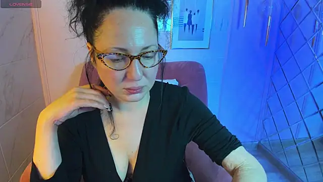Anita Muse online show from 12/28/24, 05:25