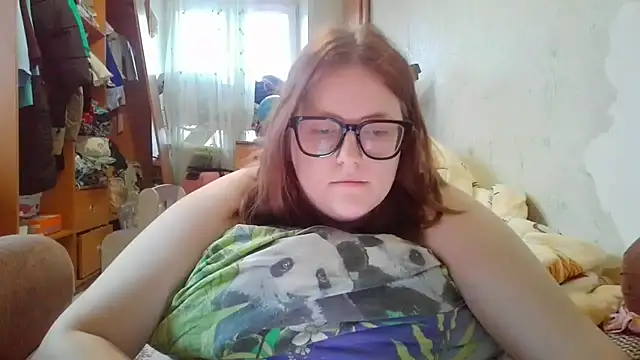 DesireMelissa online show from 12/17/25, 09:04