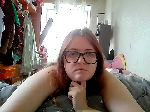 Snapshot of DesireMelissa chatting on 06/15/26, 08:49 DesireMelissa online show from 06/15/26, 08:49