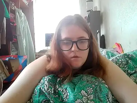 Snapshot of DesireMelissa chatting on 06/25/26, 05:45 DesireMelissa online show from 06/25/26, 05:45