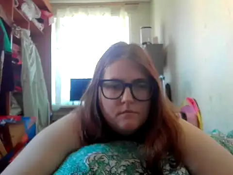 Snapshot of DesireMelissa chatting on 06/26/26, 05:12 DesireMelissa online show from 06/26/26, 05:12