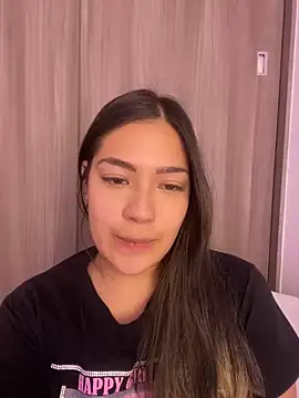 Latina vanessa online show from 01/21/25, 01:29