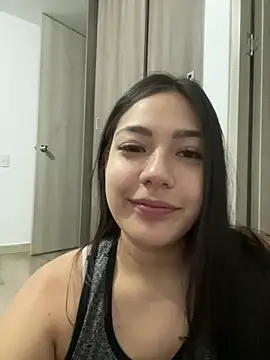 Latina vanessa online show from 09/18/25, 05:09