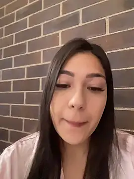 Snapshot of Latina_vanessa chatting on 05/07/26, 03:28 Latina vanessa online show from 05/07/26, 03:28