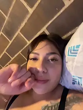 Snapshot of Latina_vanessa chatting on 05/30/26, 03:36 Latina vanessa online show from 05/30/26, 03:36