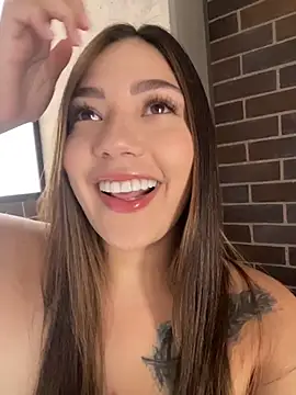 Snapshot of Latina_vanessa chatting on 07/04/26, 05:52 Latina vanessa online show from 07/04/26, 05:52