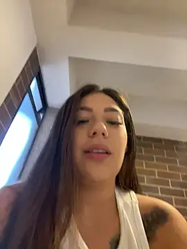 Snapshot of Latina_vanessa chatting on 07/19/26, 11:19 Latina vanessa online show from 07/19/26, 11:19