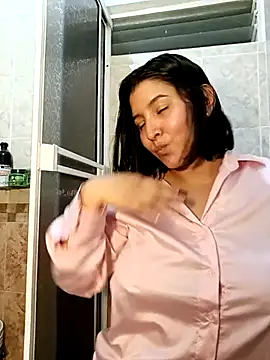 Zetrionn online show from 02/18/25, 05:20