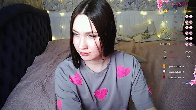 ChloeMillerMeow online show from 03/04/25, 11:22