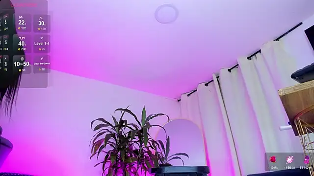 Camila and jazmin online show from 02/08/25, 12:17