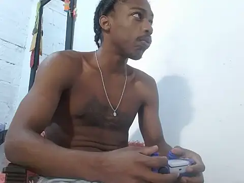 Larry-n-clouds online show from 02/28/26, 06:42