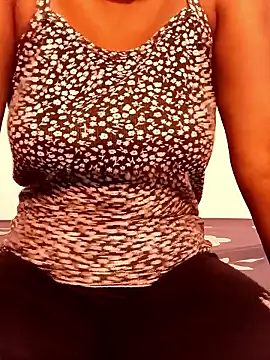 Snapshot of ASHUGIRL_JAY chatting on 06/02/26, 02:08 ASHUGIRL JAY online show from 06/02/26, 02:08