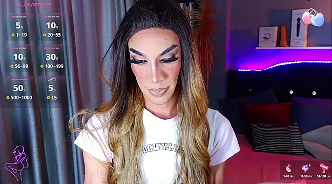 camila hootie online show from 03/17/25, 03:36