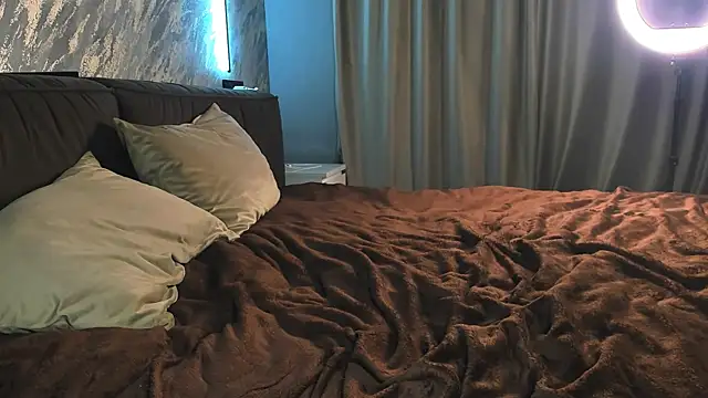 laflamebella online show from 05/03/26, 04:35
