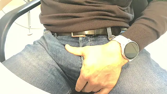 alessandroman2114 online show from 02/13/26, 11:39