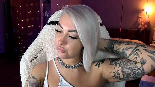 Snapshot of tykioty_Miley chatting on 03/14/25, 05:46 tykioty Miley online show from 03/14/25, 05:46