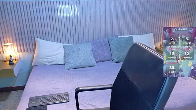 Eli666uwu online show from 03/31/26, 10:48