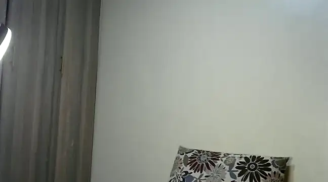 Snapshot of jelly_kunt chatting on 02/25/25, 10:18 jelly kunt online show from 02/25/25, 10:18