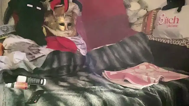 EroticVenetian online show from 10/27/25, 08:07