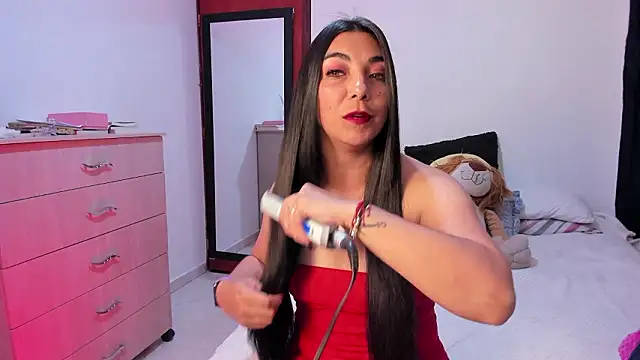 Karla hernandez  online show from 03/05/26, 02:18