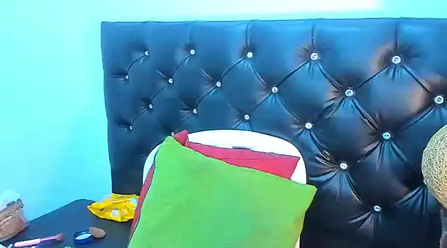 lanaconnorx online show from 02/14/25, 02:50