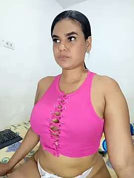 AntonellaShot online show from 09/18/25, 07:10