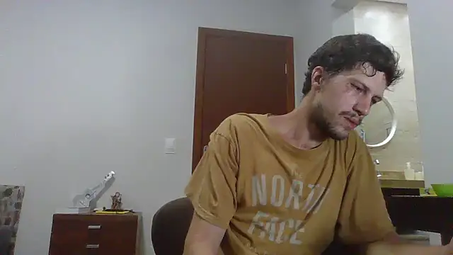 Snapshot of prorafadodoce chatting on 02/14/25, 08:37 prorafadodoce online show from 02/14/25, 08:37