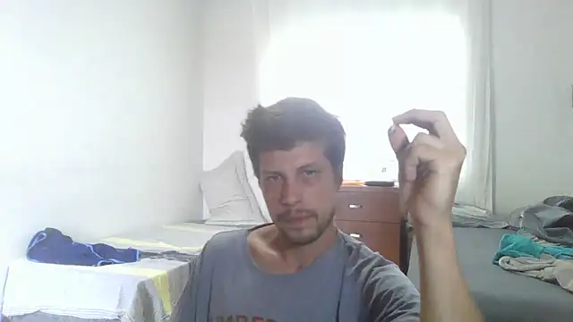 Snapshot of prorafadodoce chatting on 10/15/25, 02:06 prorafadodoce online show from 10/15/25, 02:06