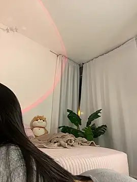 montmariana online show from 02/14/25, 01:13