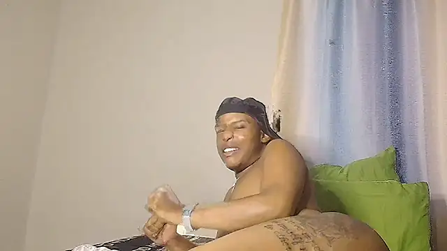 Snapshot of sexychane chatting on 02/27/25, 04:53 sexychane online show from 02/27/25, 04:53