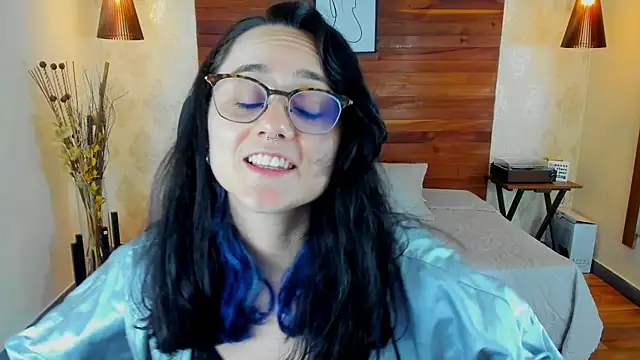 KatherineBond online show from 03/11/25, 11:59