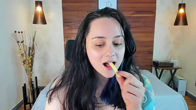 KatherineBond online show from 03/15/25, 01:19