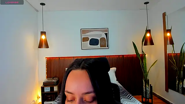 KatherineBond online show from 11/15/25, 06:15