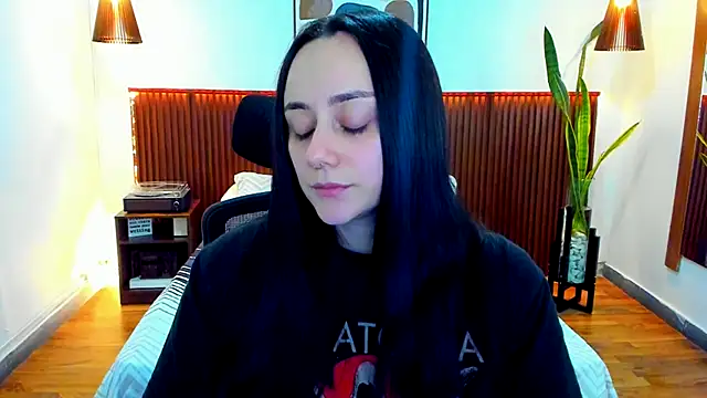 KatherineBond online show from 11/29/25, 06:44