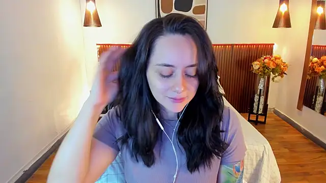 Snapshot of KatherineBond chatting on 07/07/26, 03:49 KatherineBond online show from 07/07/26, 03:49