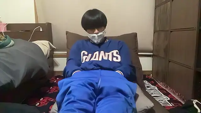 nihs1 online show from 03/11/26, 02:23