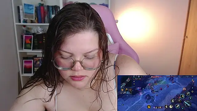 Snapshot of Gabiwaifu chatting on 05/03/26, 07:53 Gabiwaifu online show from 05/03/26, 07:53