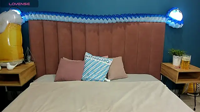 Emma adorablle online show from 09/24/25, 01:31