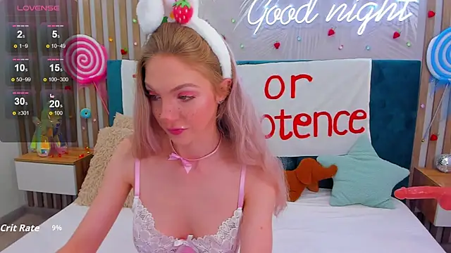 Emilly Hart online show from 10/27/25, 02:48